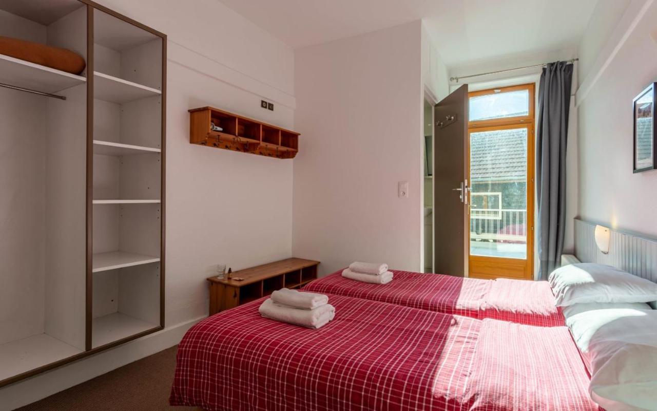 Hotel Les Aravis Saint-Jean-de-Sixt Exterior foto